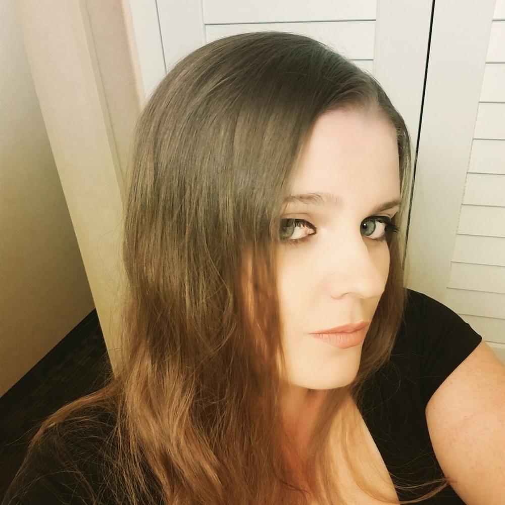 Meet your Posher, Raya